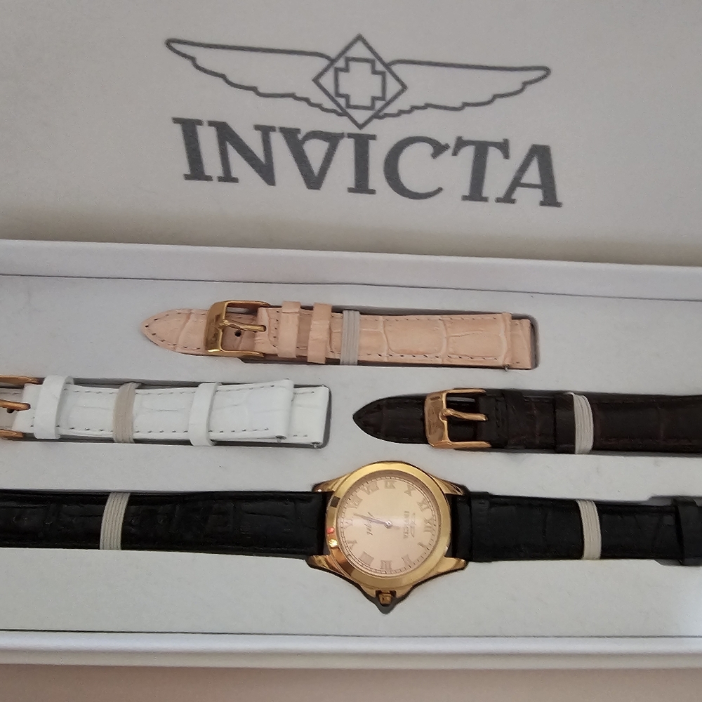 Invicta Gold and Black Watch with Versatile Strap Options